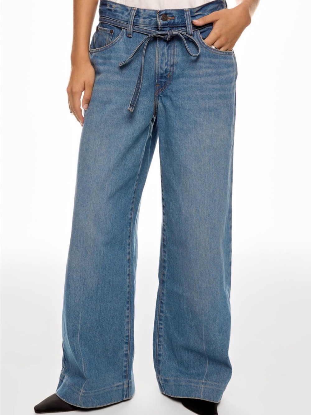 Levi's Blue High-Rise Wide Leg Jeans with Tie Waist - Picture 5 of 6